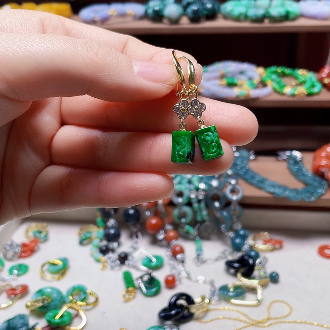 翡翠未镶嵌手链饰品