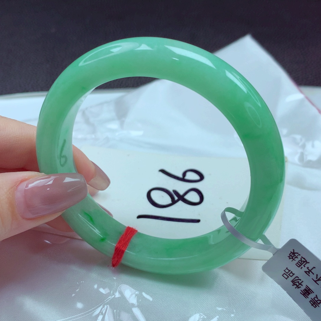 翡翠手镯未镶嵌手镯57