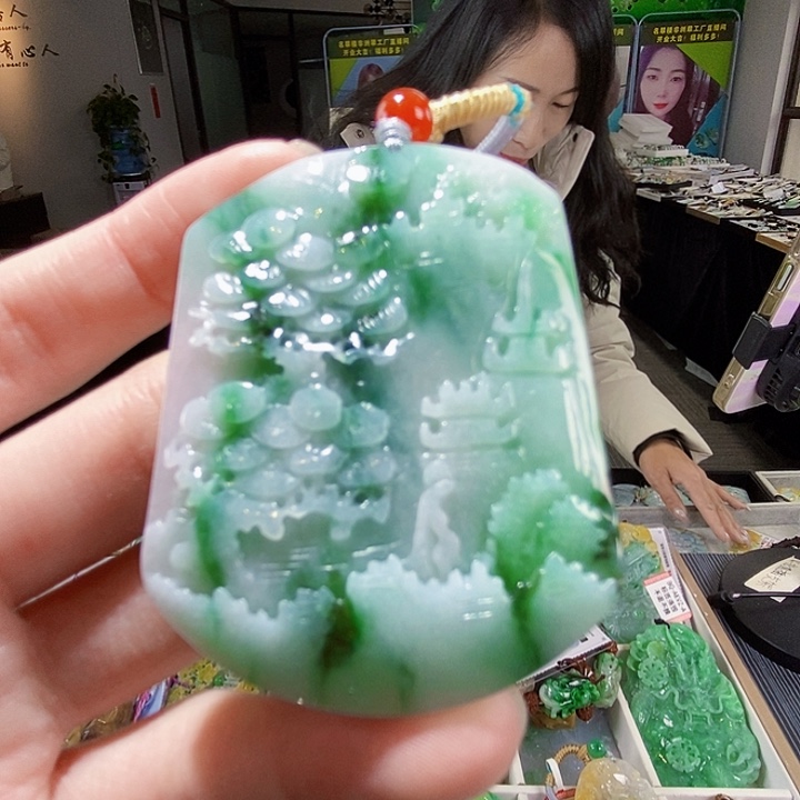 颈饰未镶嵌翡翠翡翠