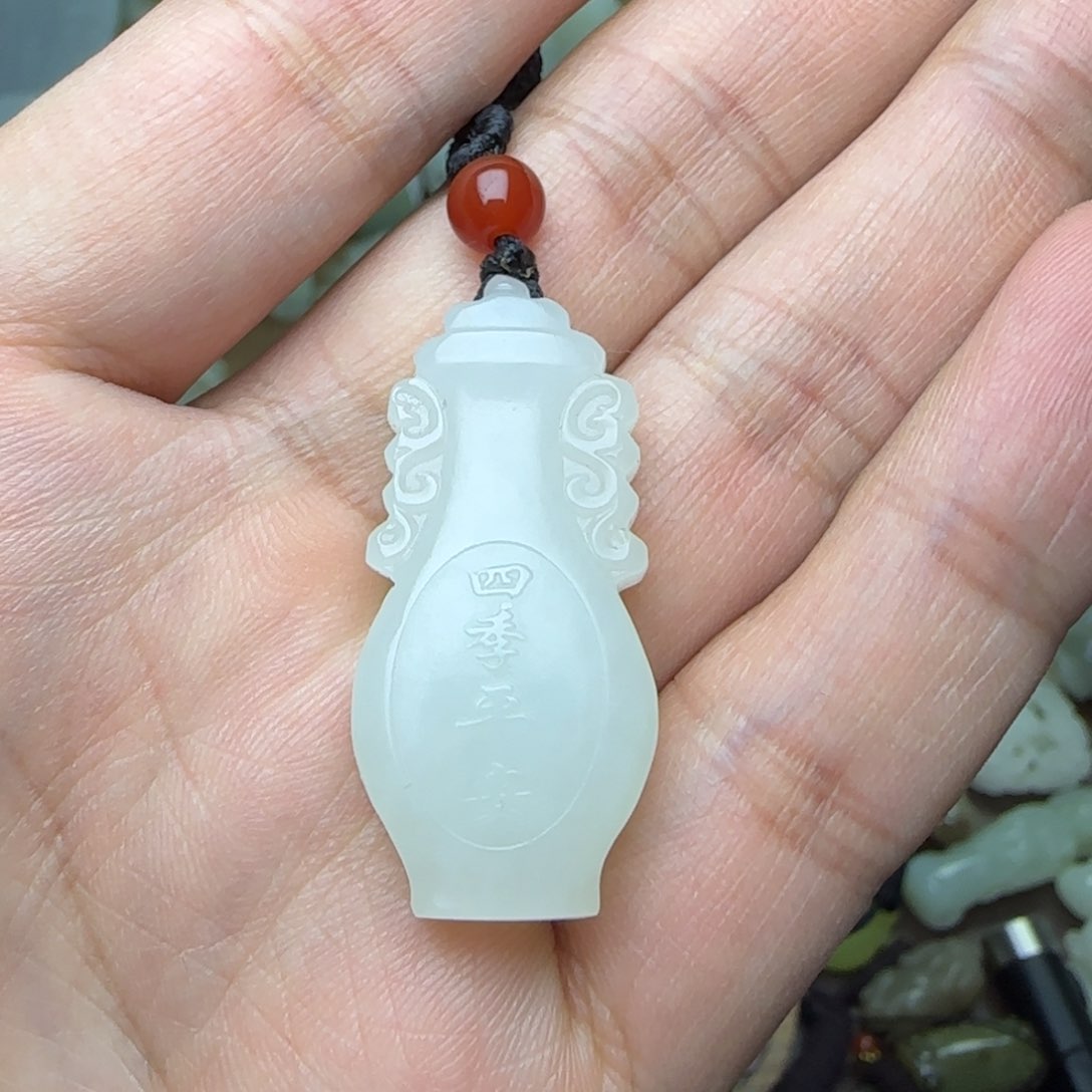 和田玉挂件未镶嵌平安瓶