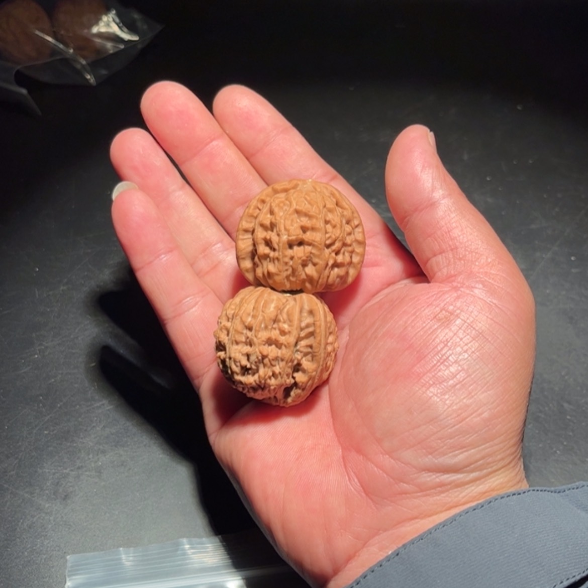 【闪购商品】山*﹏文玩核桃木制手把件