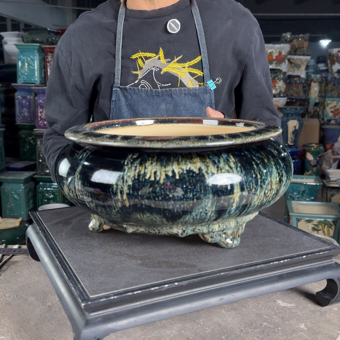 一风堂石湾花盆。