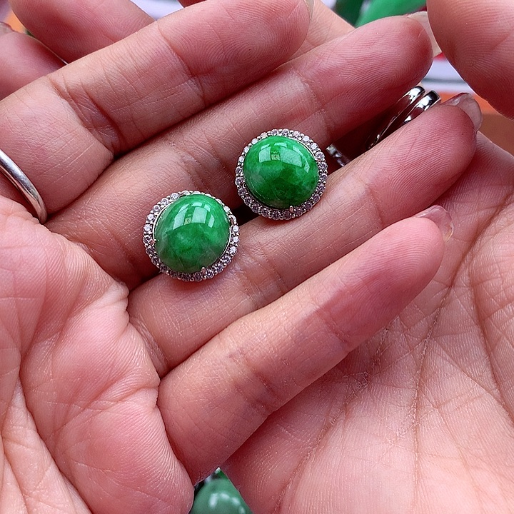 翡翠颈饰银S925镶嵌翡翠