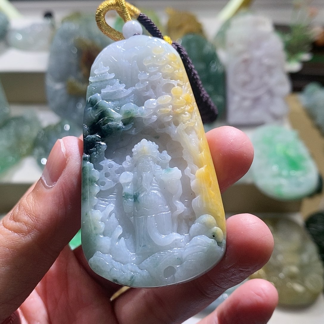 【闪购商品】翡翠颈饰未镶嵌山水财神