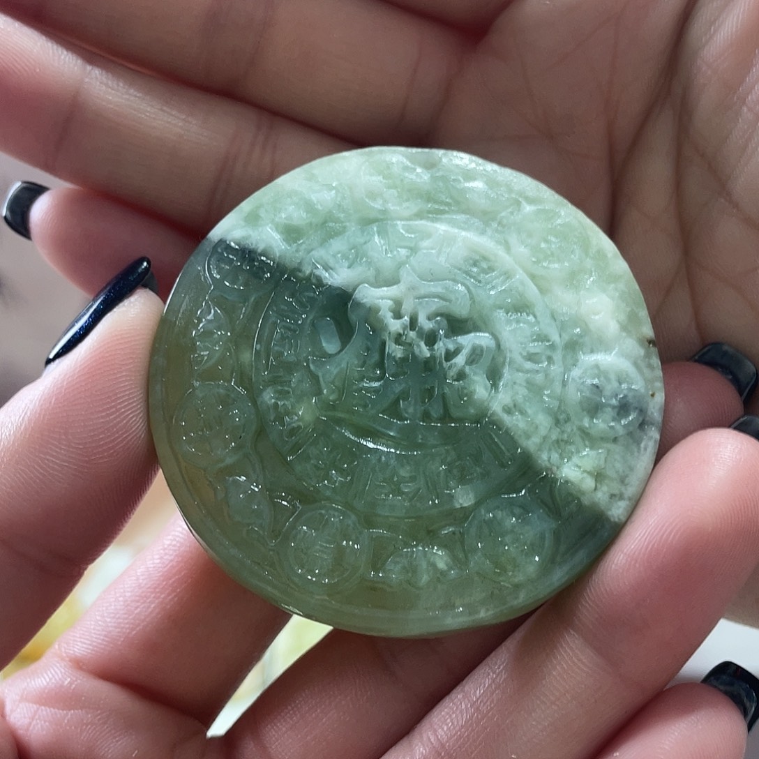 蛇纹石玉未镶嵌吊坠(赠链)