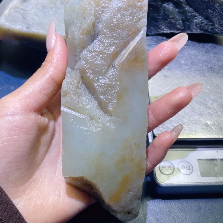 和田玉未镶嵌珠宝半成品