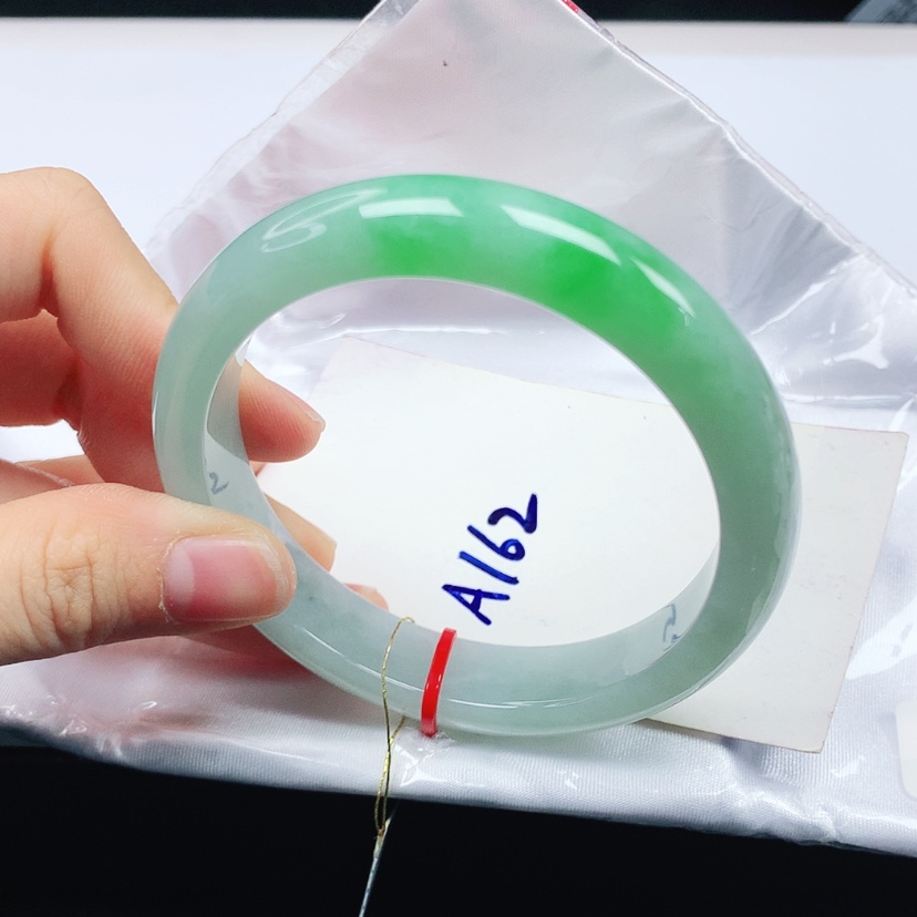 【闪购商品】翡翠手镯未镶嵌天然缅甸a货手镯58