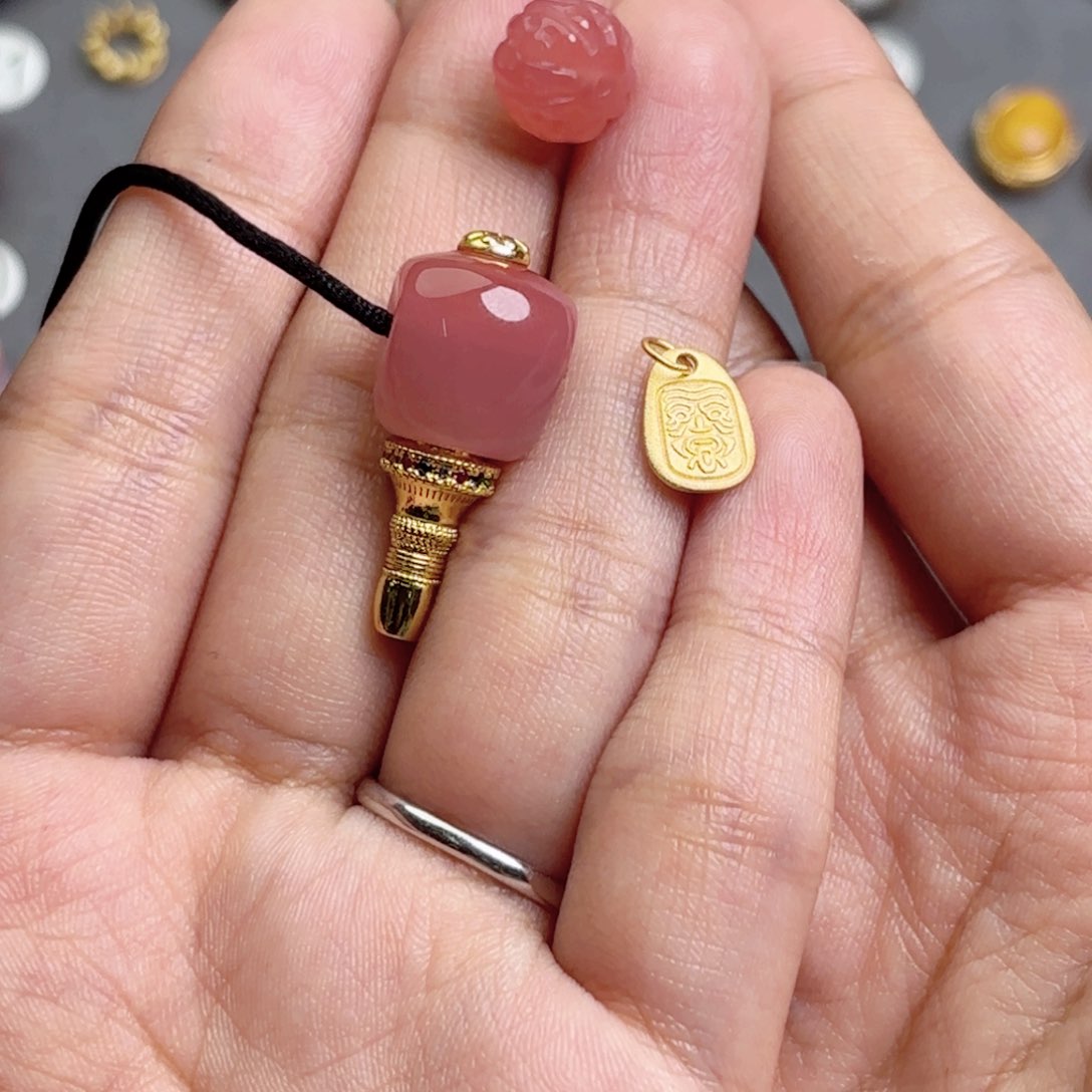 玛瑙/玉髓文玩配饰未镶嵌?*