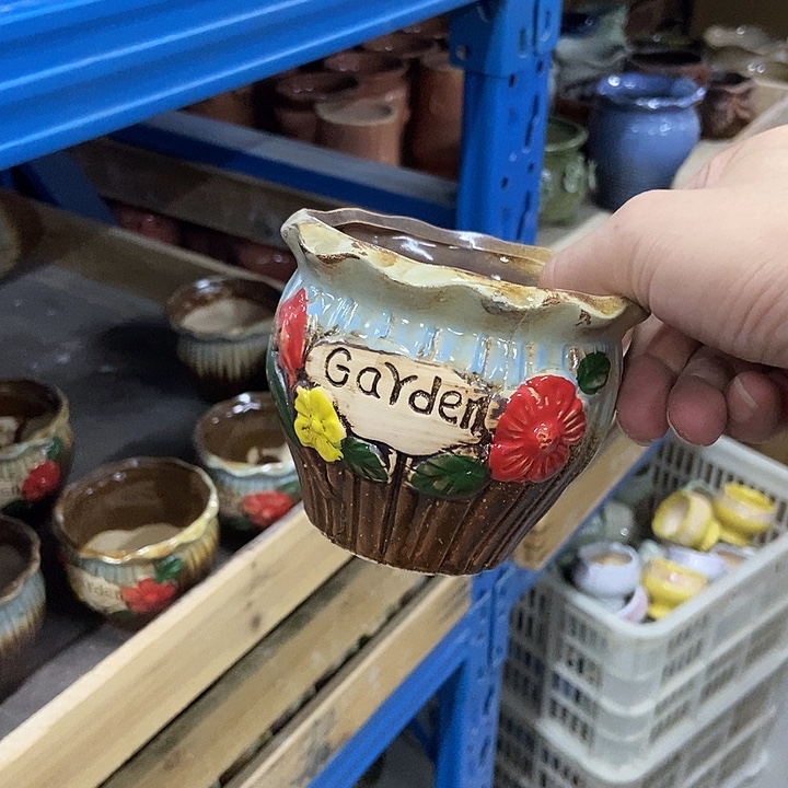 花盆单场满9.9发货9.5*8