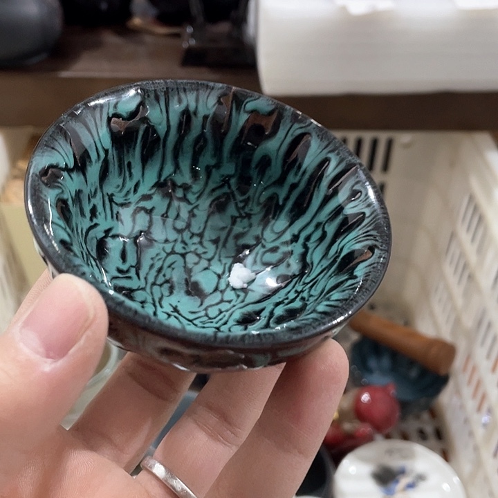 陶瓷茶具全部清清完回家过年