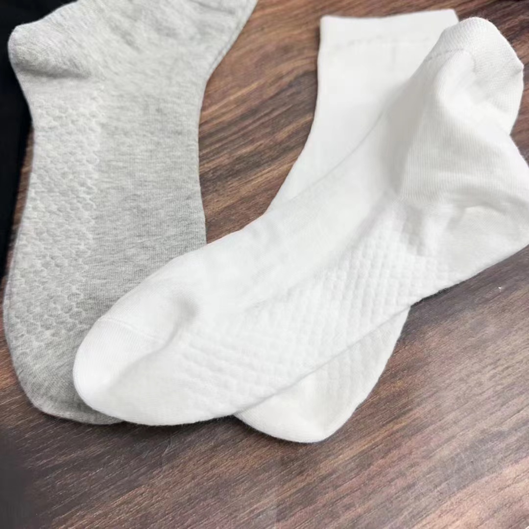 【女士袜子】女士纯棉优质精梳棉中筒消臭袜