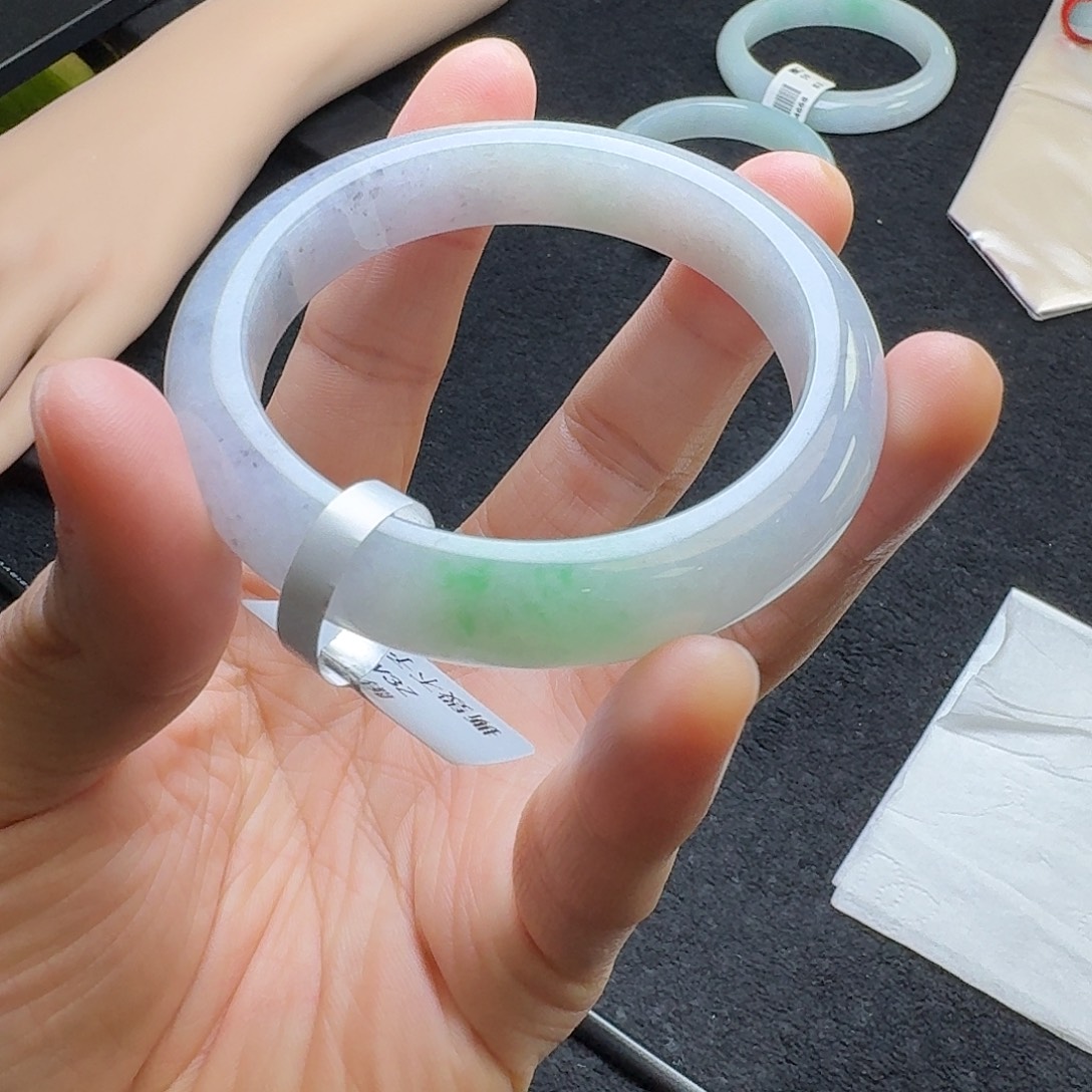 翡翠未镶嵌手镯58正圈，3