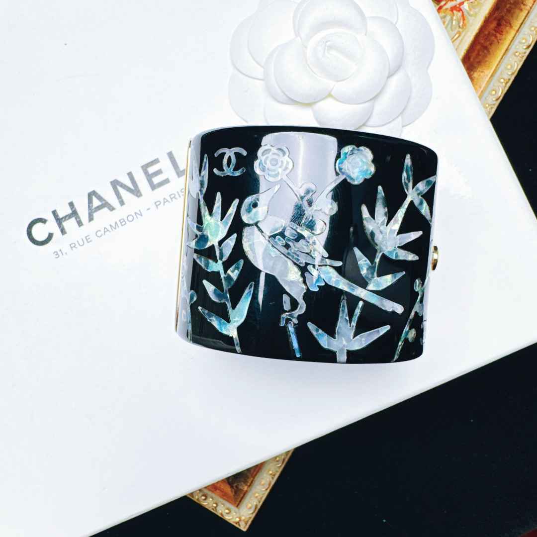 95新 Chanel/香奈儿 柚礼中古/香奈儿上海系列黑色竹叶手镯NXP