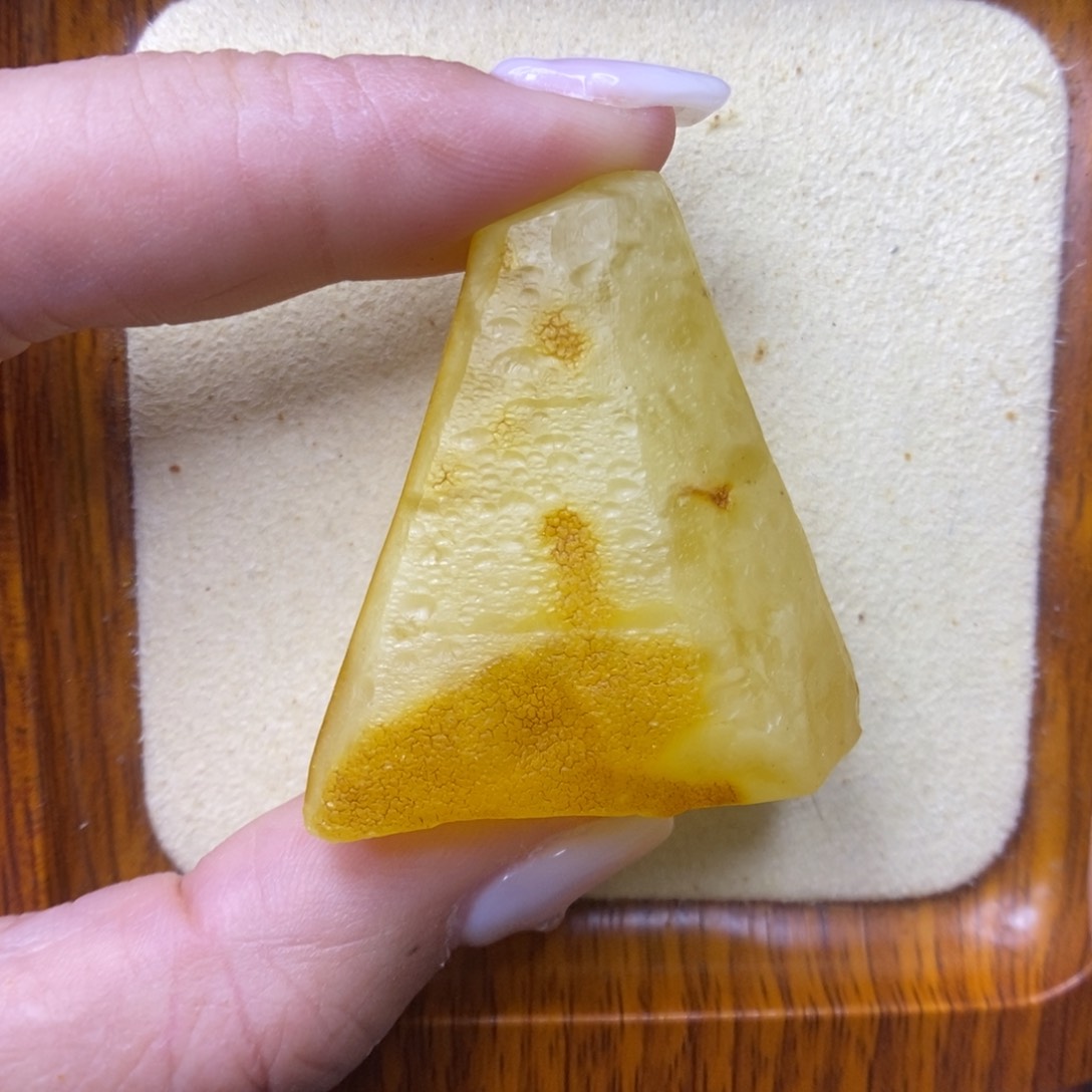 未镶嵌定制蜜蜡青**在敏