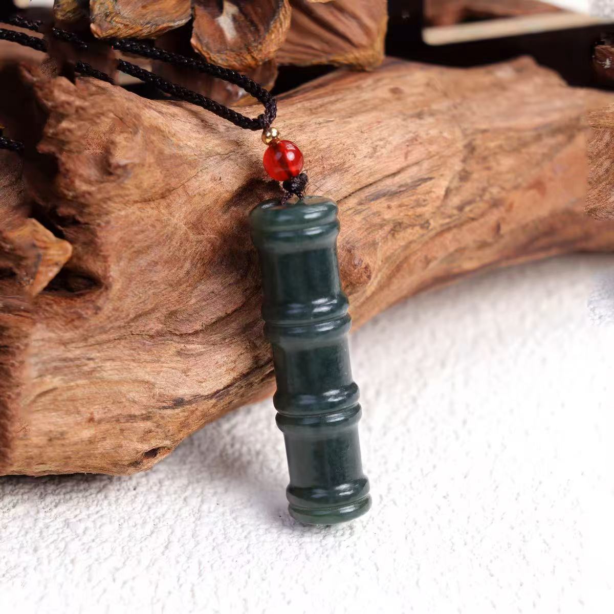 【李刚福利】和田玉满绿未镶嵌多样性发一个竹节吊坠挂件