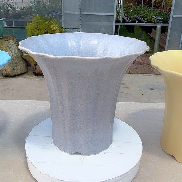 ****莉高级灰荷瓣陶瓷盆微瑕