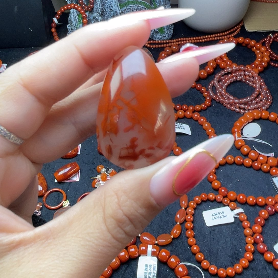 麦***糖南红玛瑙未镶嵌吊坠原矿南红冰飘花吊坠