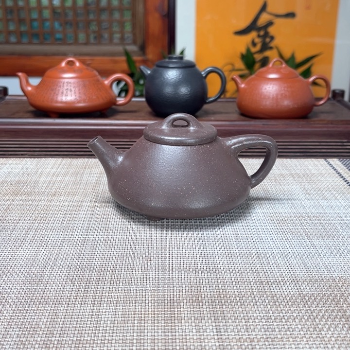 紫砂茶壶石瓢天青