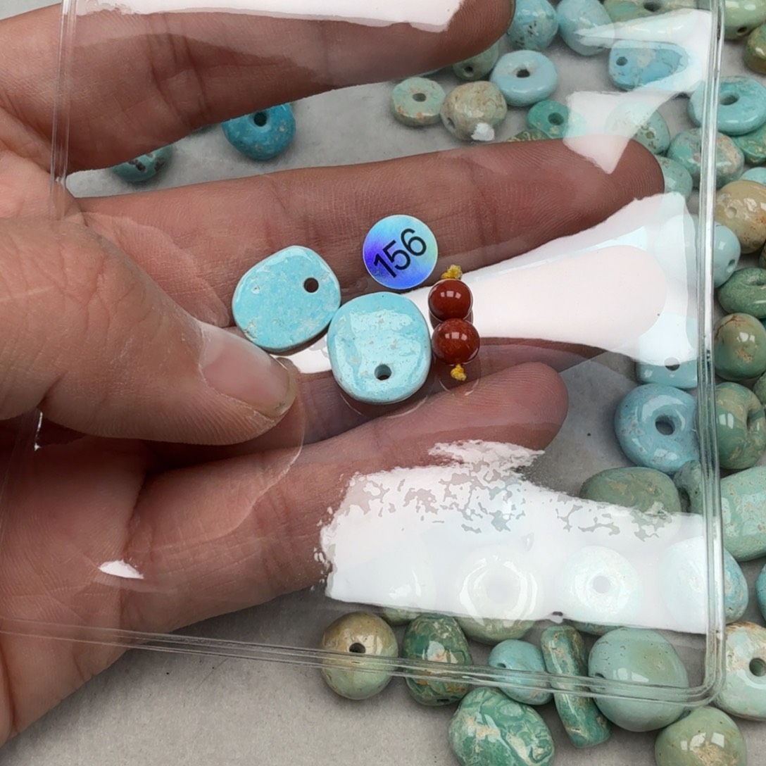 南红玛瑙未镶嵌珠宝奇石