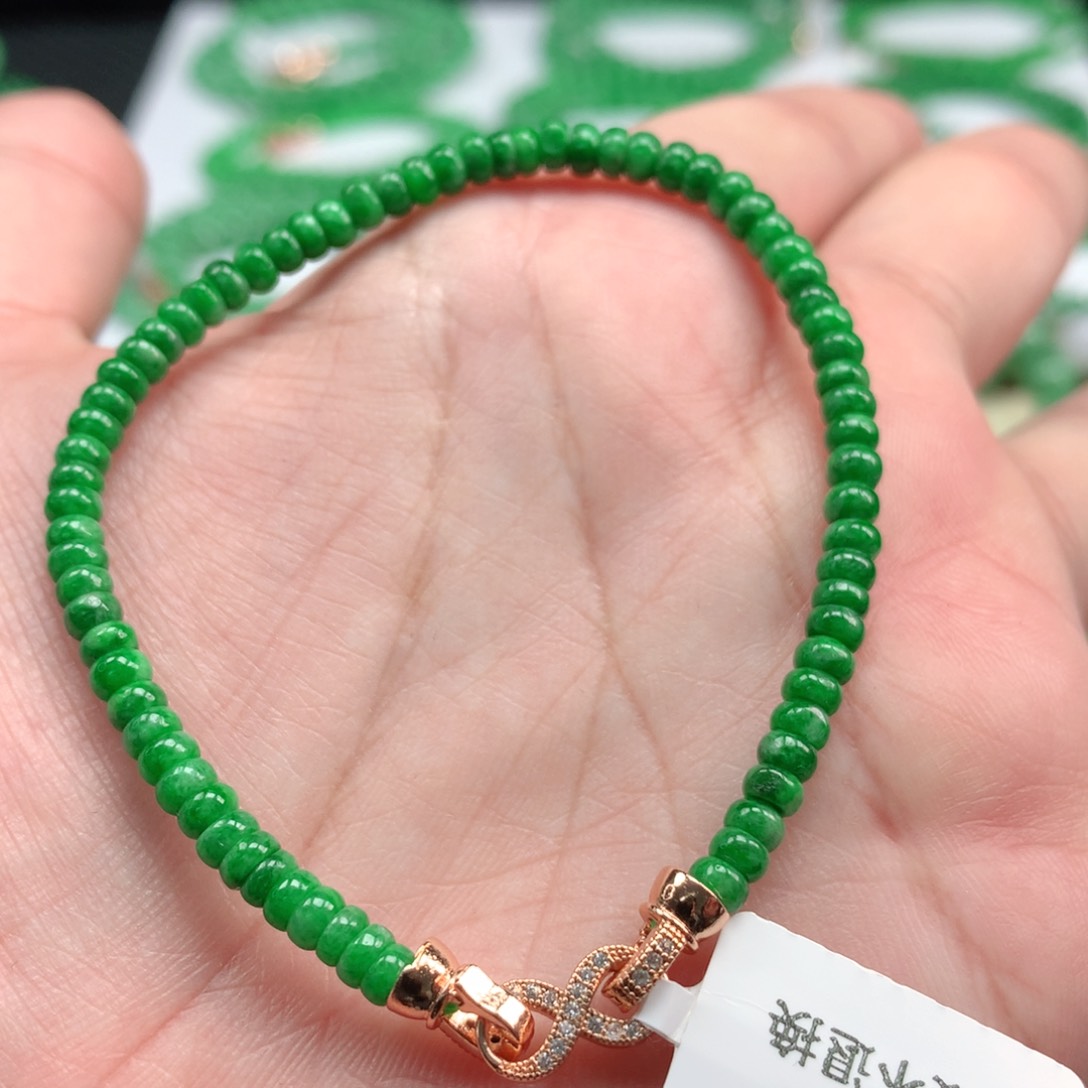 翡翠手链未镶嵌翡翠