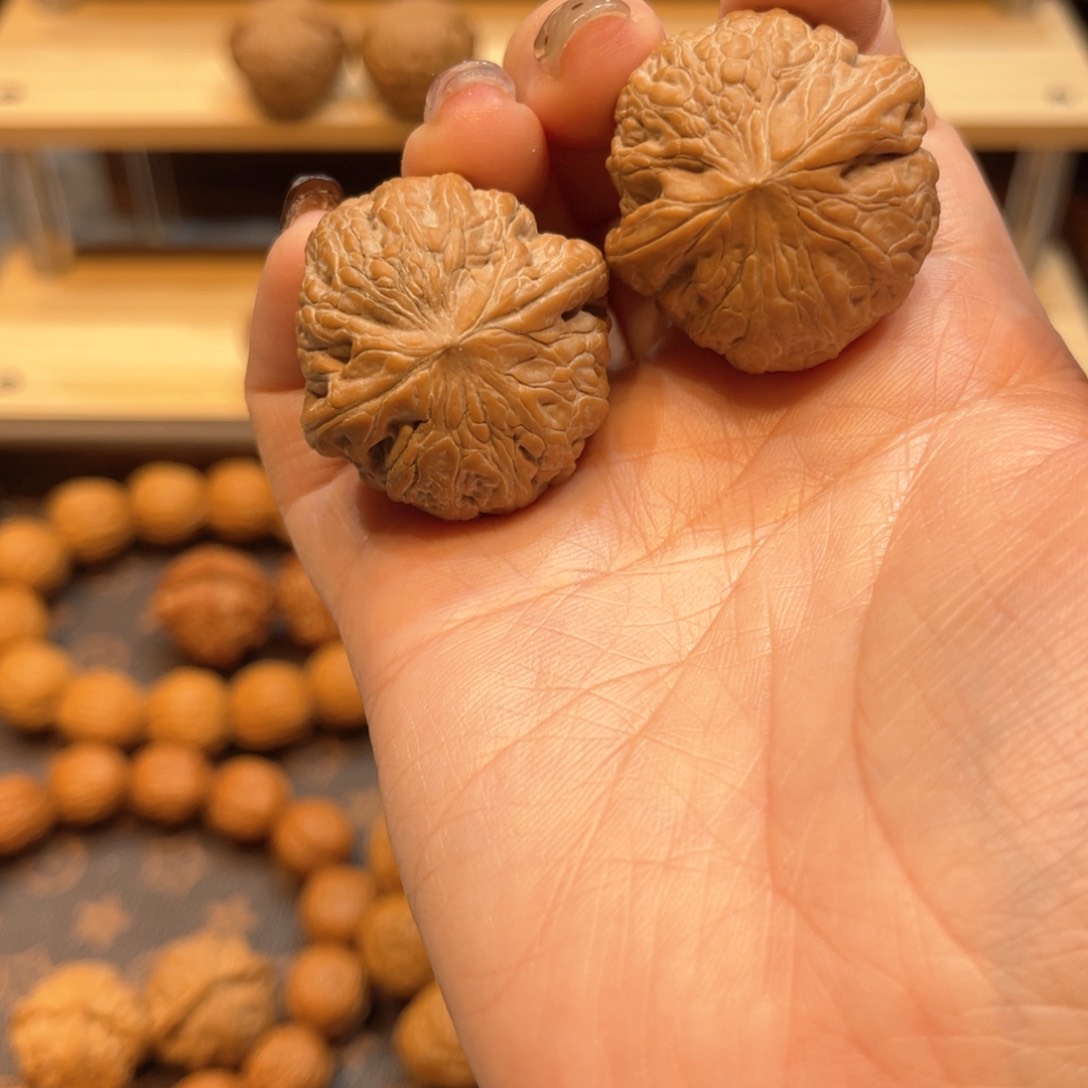 文玩核桃把件铁锤手捻