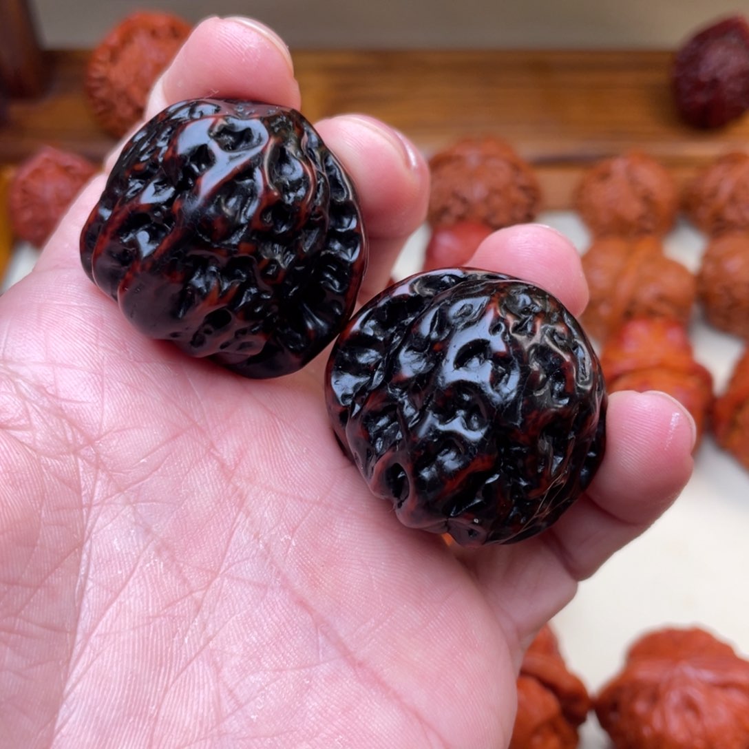 文玩核桃把件百年老狮子