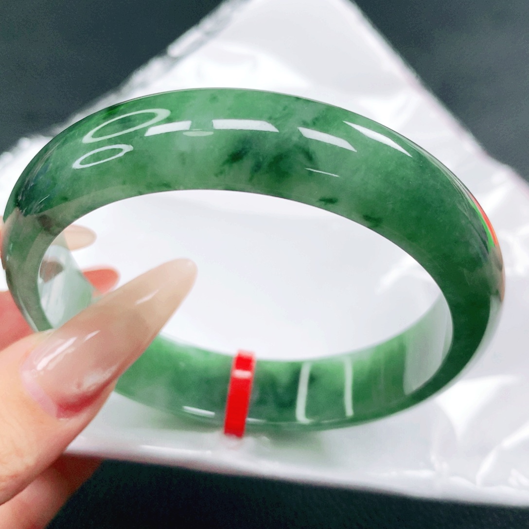 翡翠未镶嵌手镯59