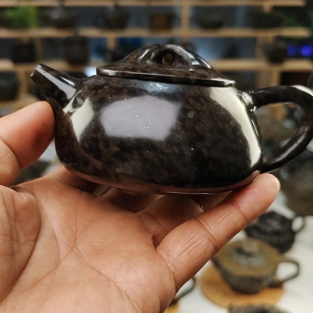 赵***)米粒玉黑金刚石瓢170毫升