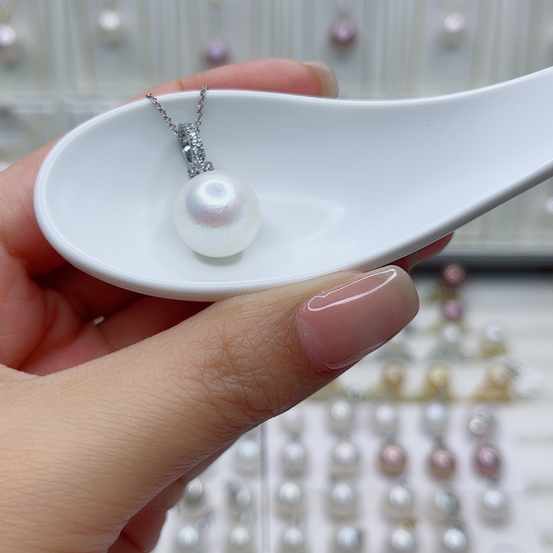 淡水珍珠未镶嵌吊坠(赠链)