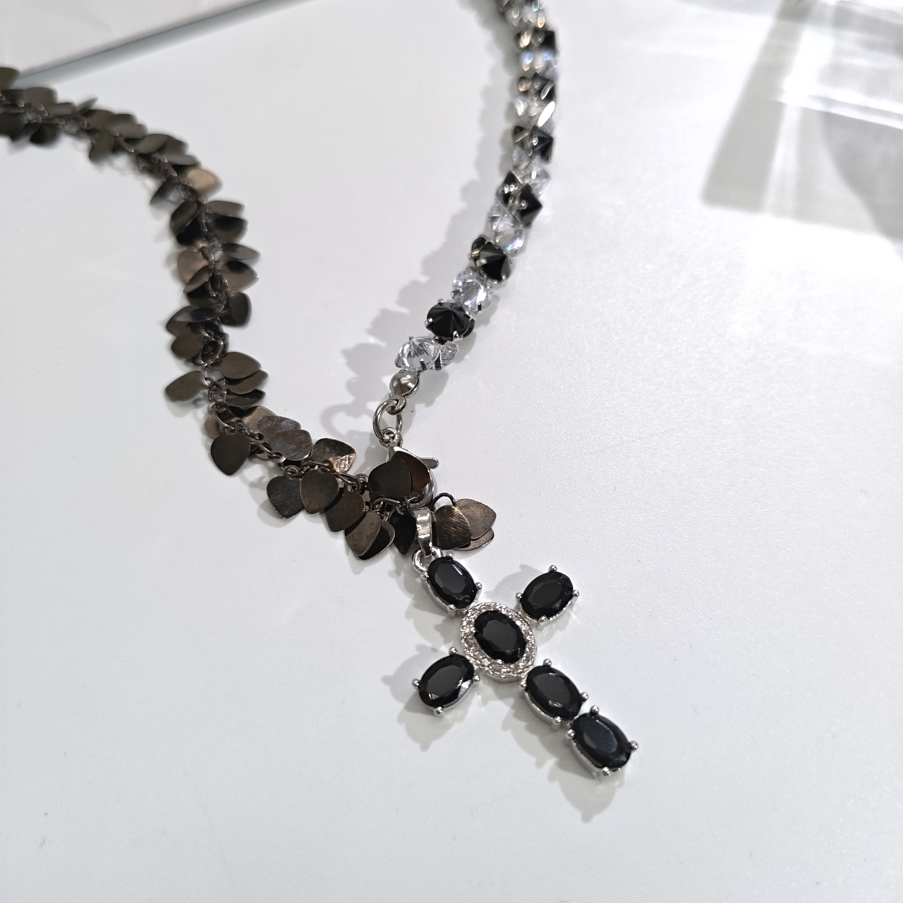 铜合金合成锆石项链 06310冷淡风变形金刚黑白锆石拼接款十字项链