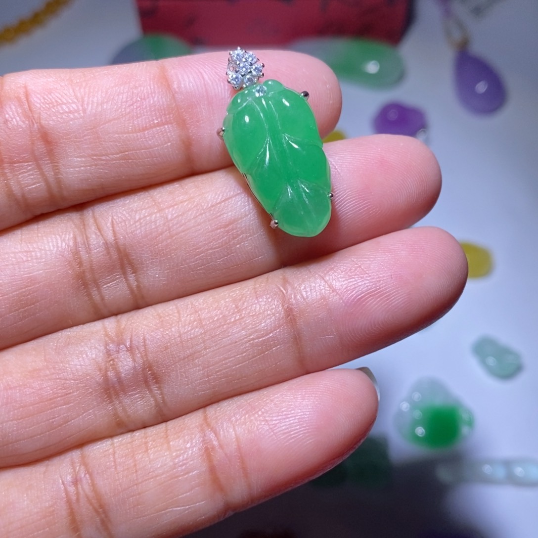 颈饰未镶嵌翡翠10