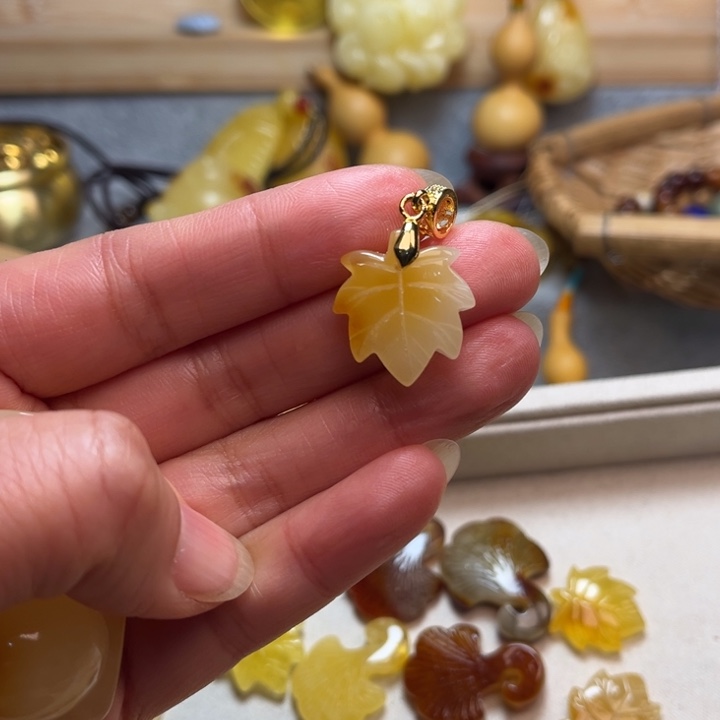 蜜蜡颈饰未镶嵌蜜蜡