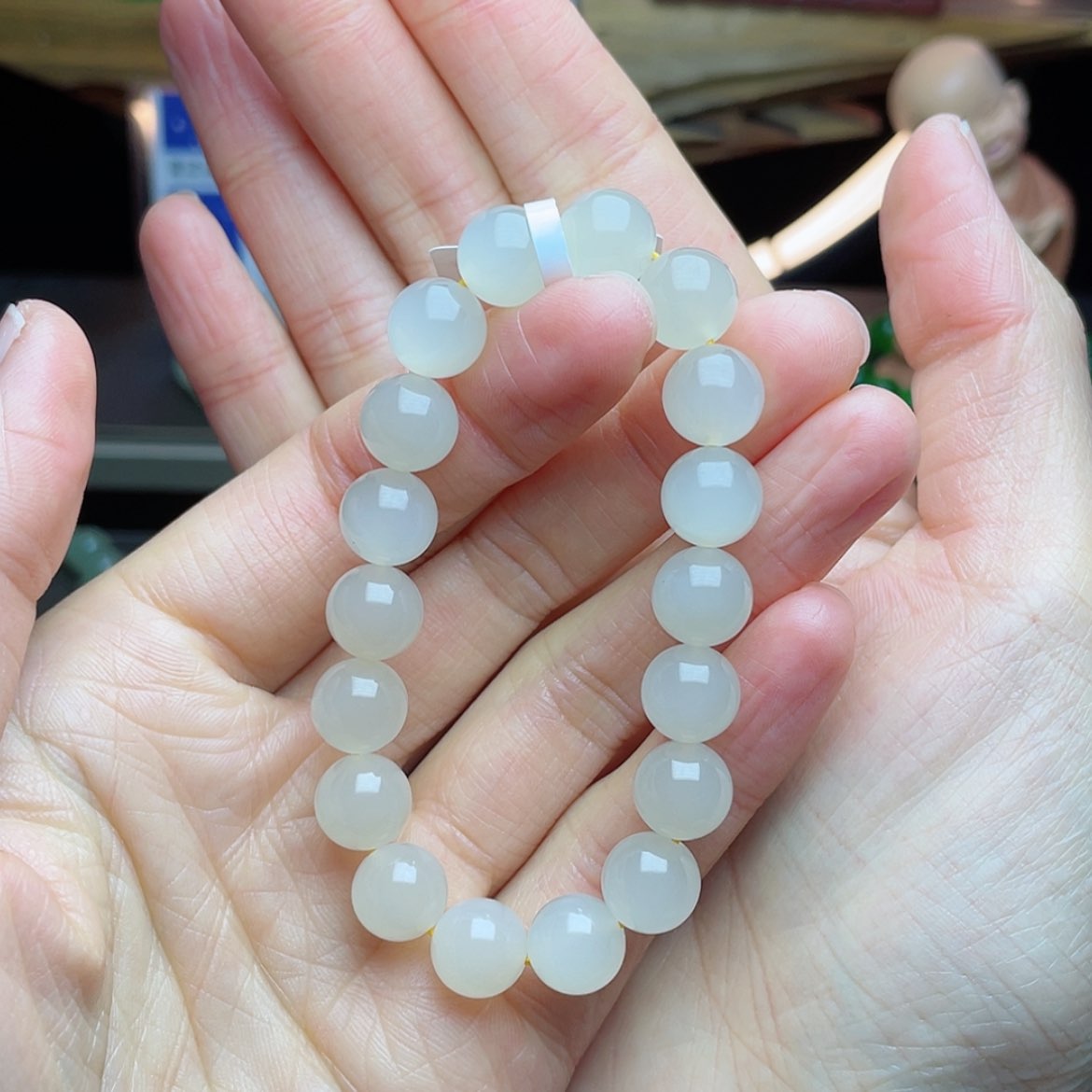 【闪购商品】和田玉手链未镶嵌万***?