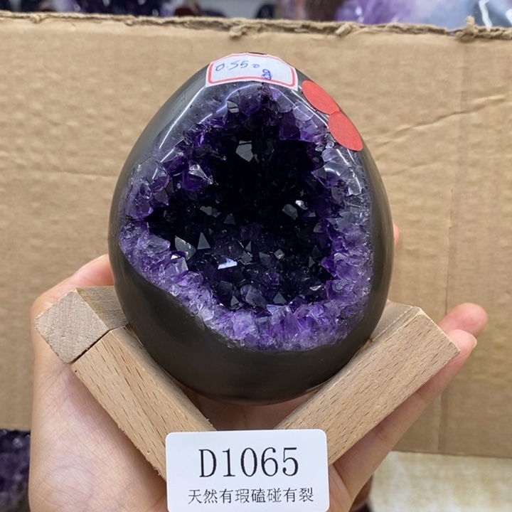 未镶嵌水晶大型摆件（非配饰）