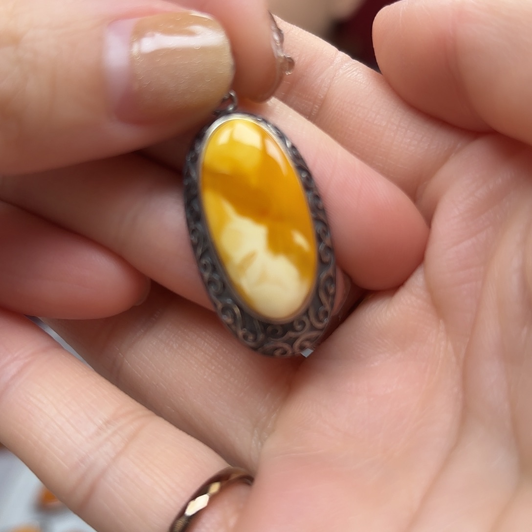 琥珀裸石银S925镶嵌哈*妈5吊坠