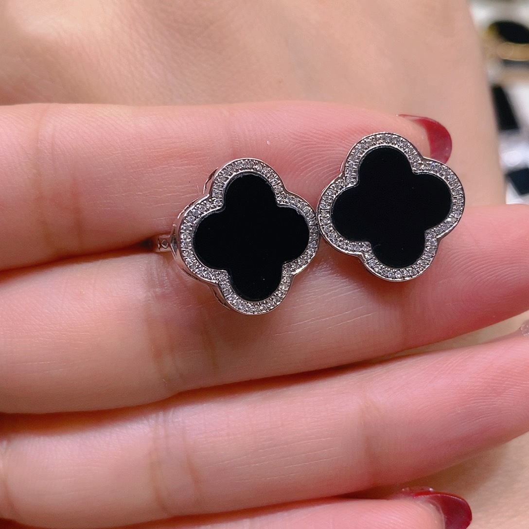 翡翠耳饰18K金镶嵌可****?耳饰