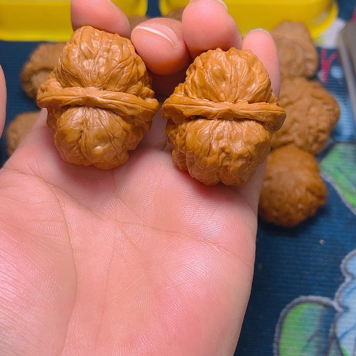 文玩核桃吊坠蛤蟆头