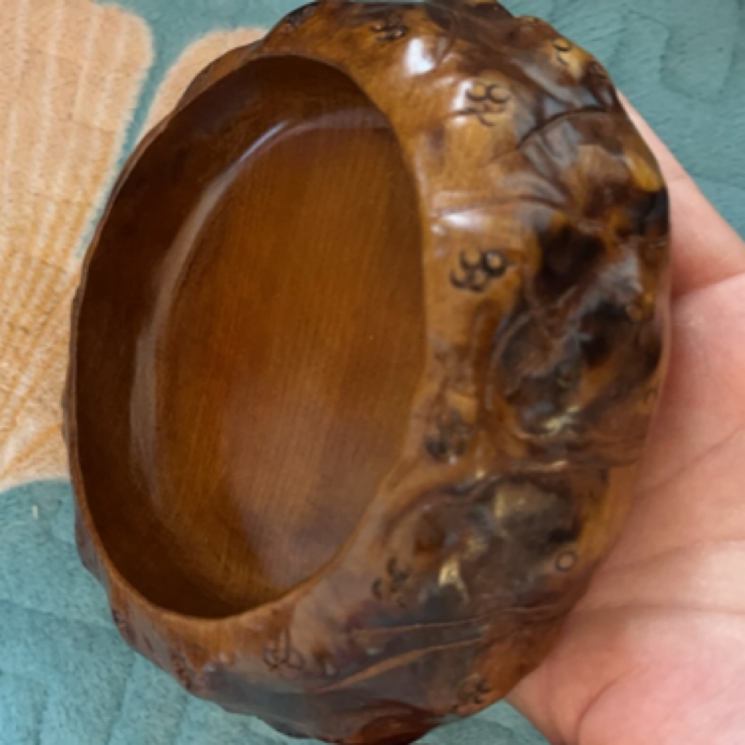 黄金樟木烟灰缸（一物一拍）