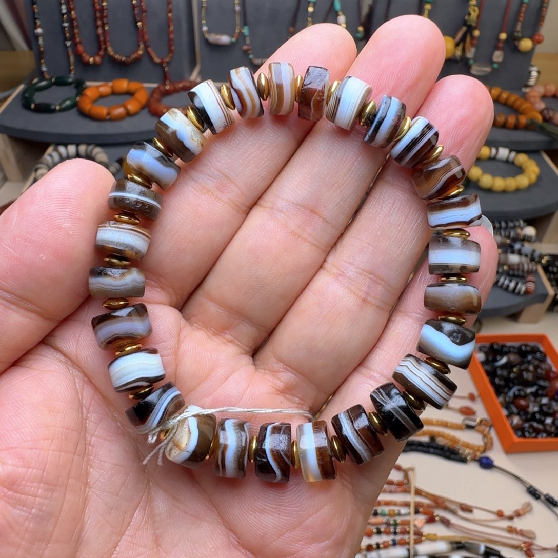 玛瑙/玉髓颈饰未镶嵌