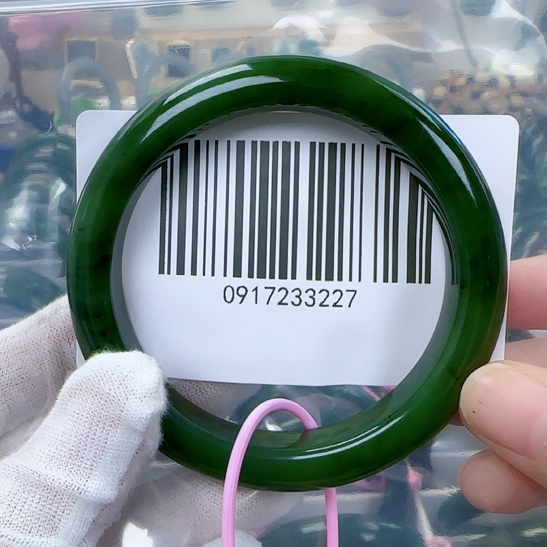 和田玉（碧玉）手镯未镶嵌包容5859