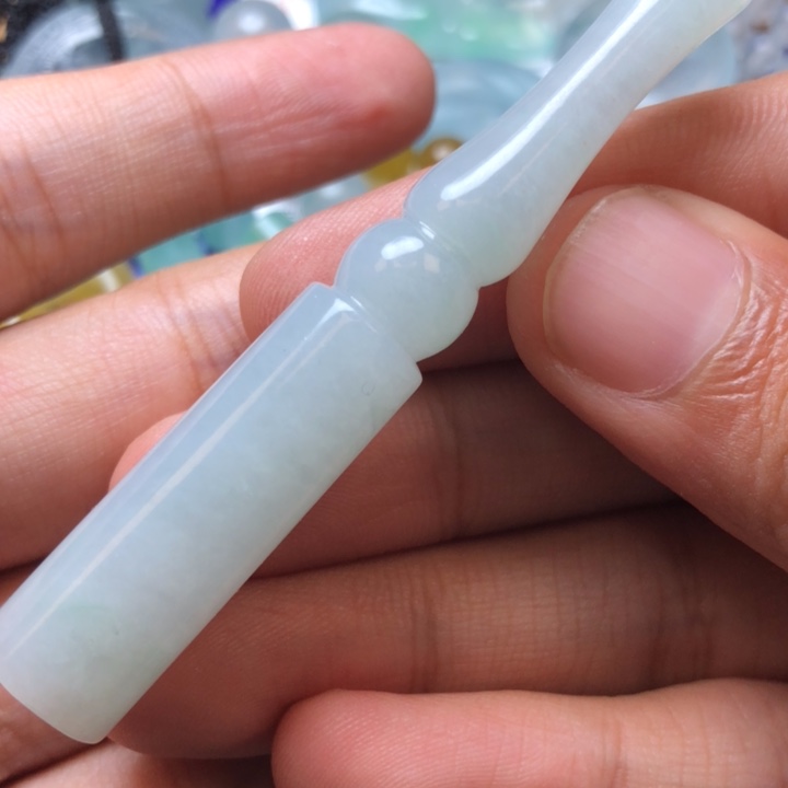 定制翡翠未镶嵌挂件
