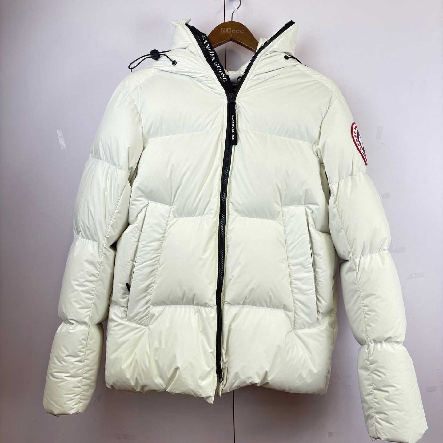 99新 CANADA GOOSE 02196 经典徽标羽绒服 xs码