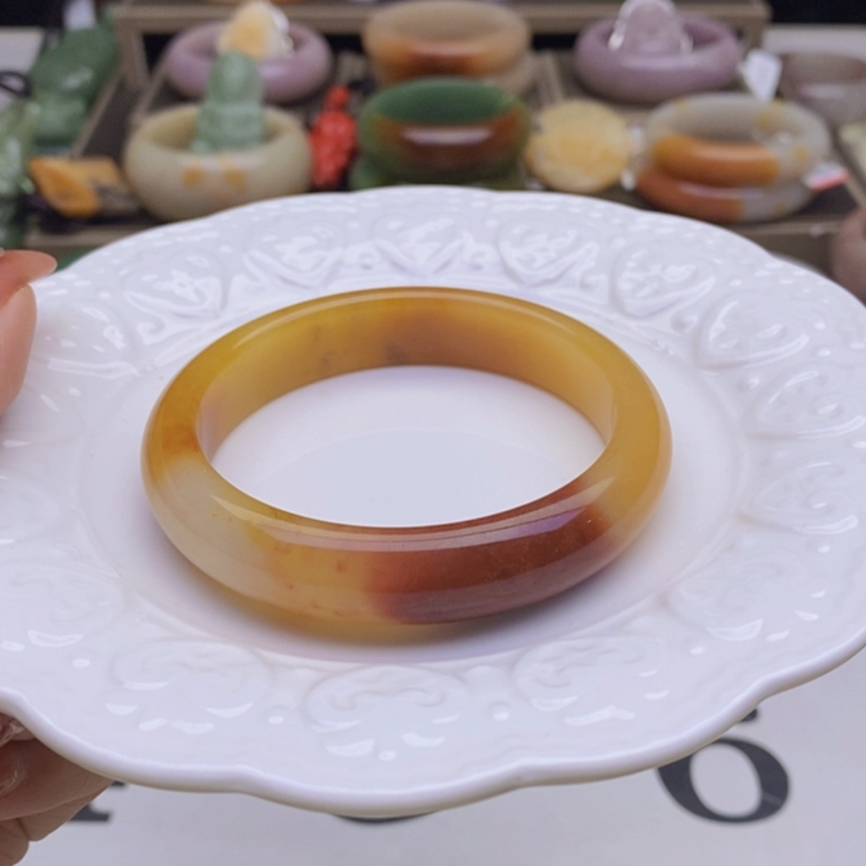 【闪购商品】石英质玉手镯未镶嵌