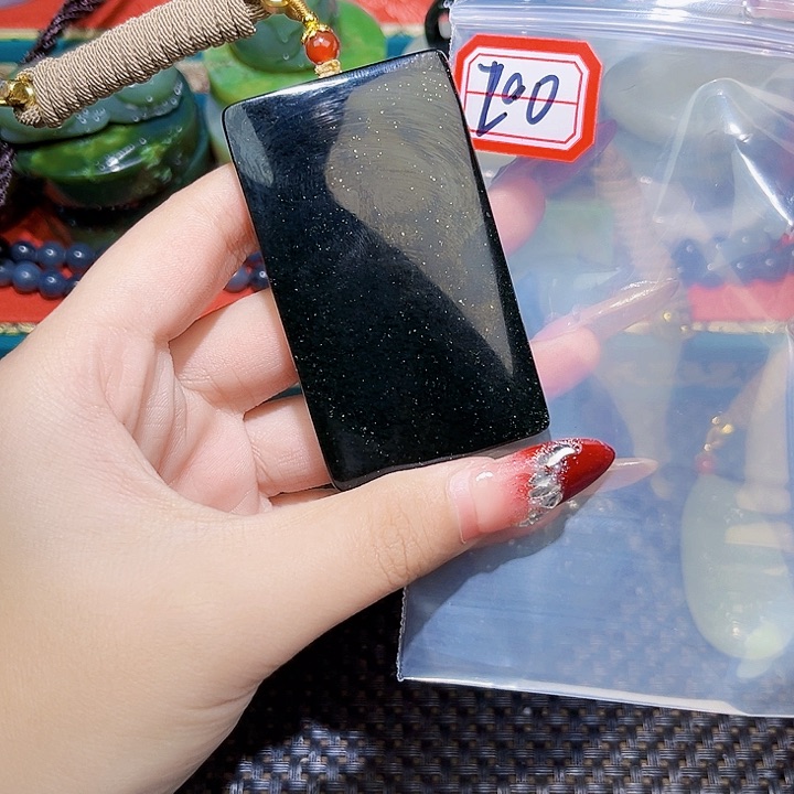 和田玉和田玉边角料随机发未镶嵌