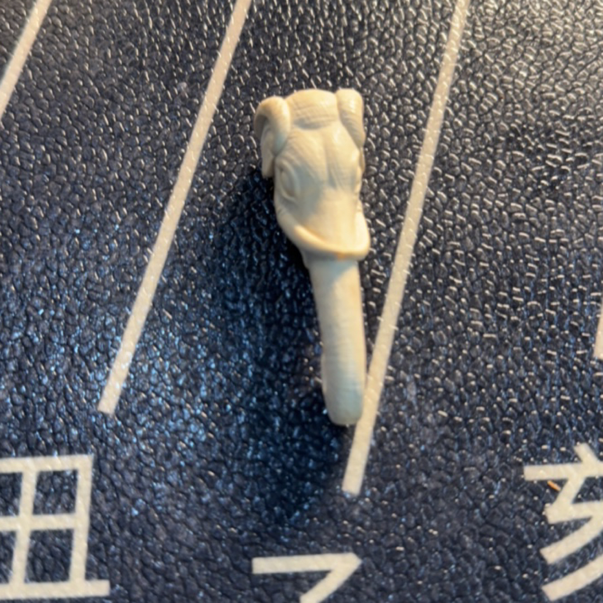 猛犸约18.5克雕刻件HZ432