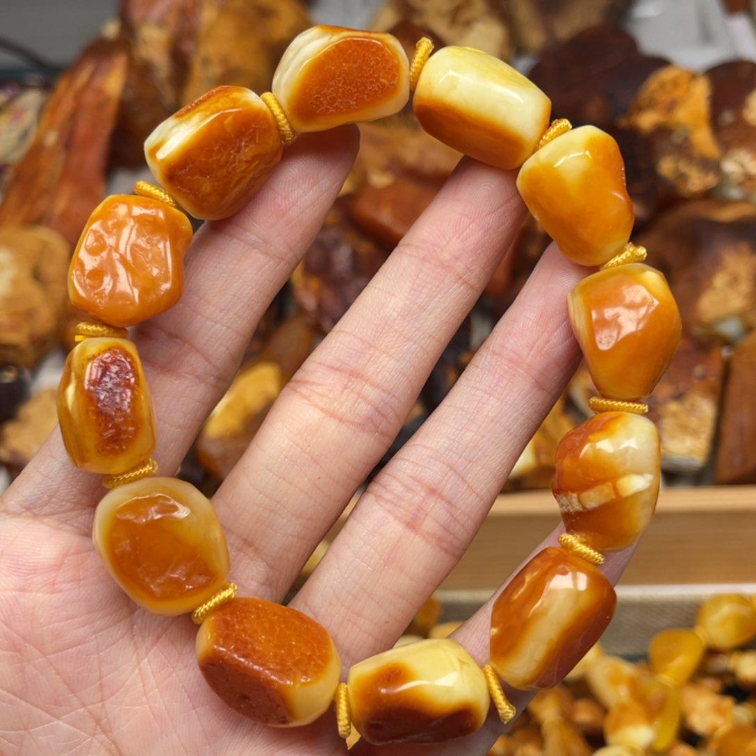 蜜蜡珠宝奇石未镶嵌