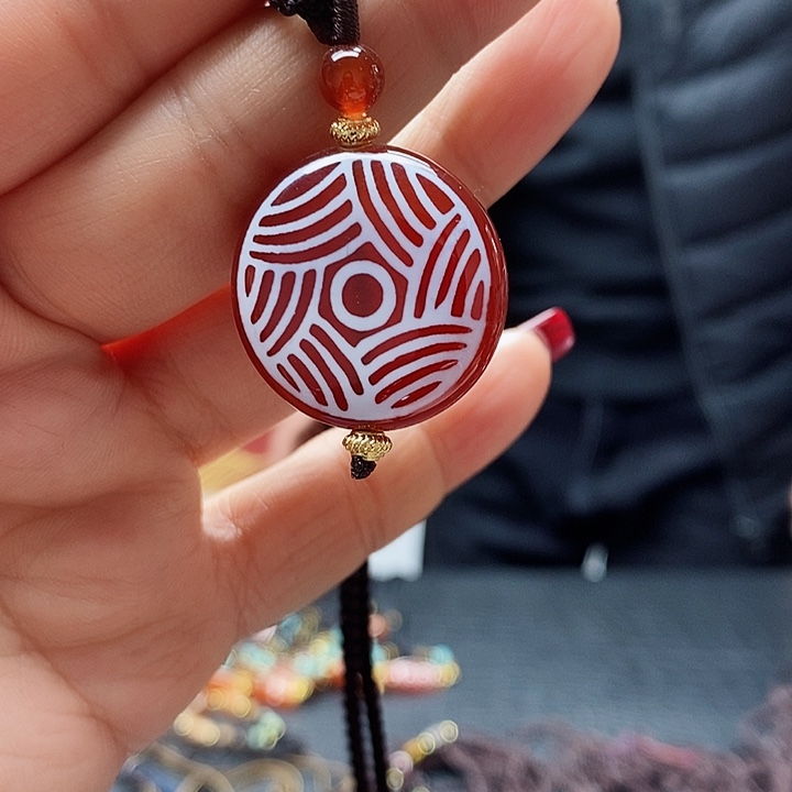 玛瑙/玉髓颈饰合金