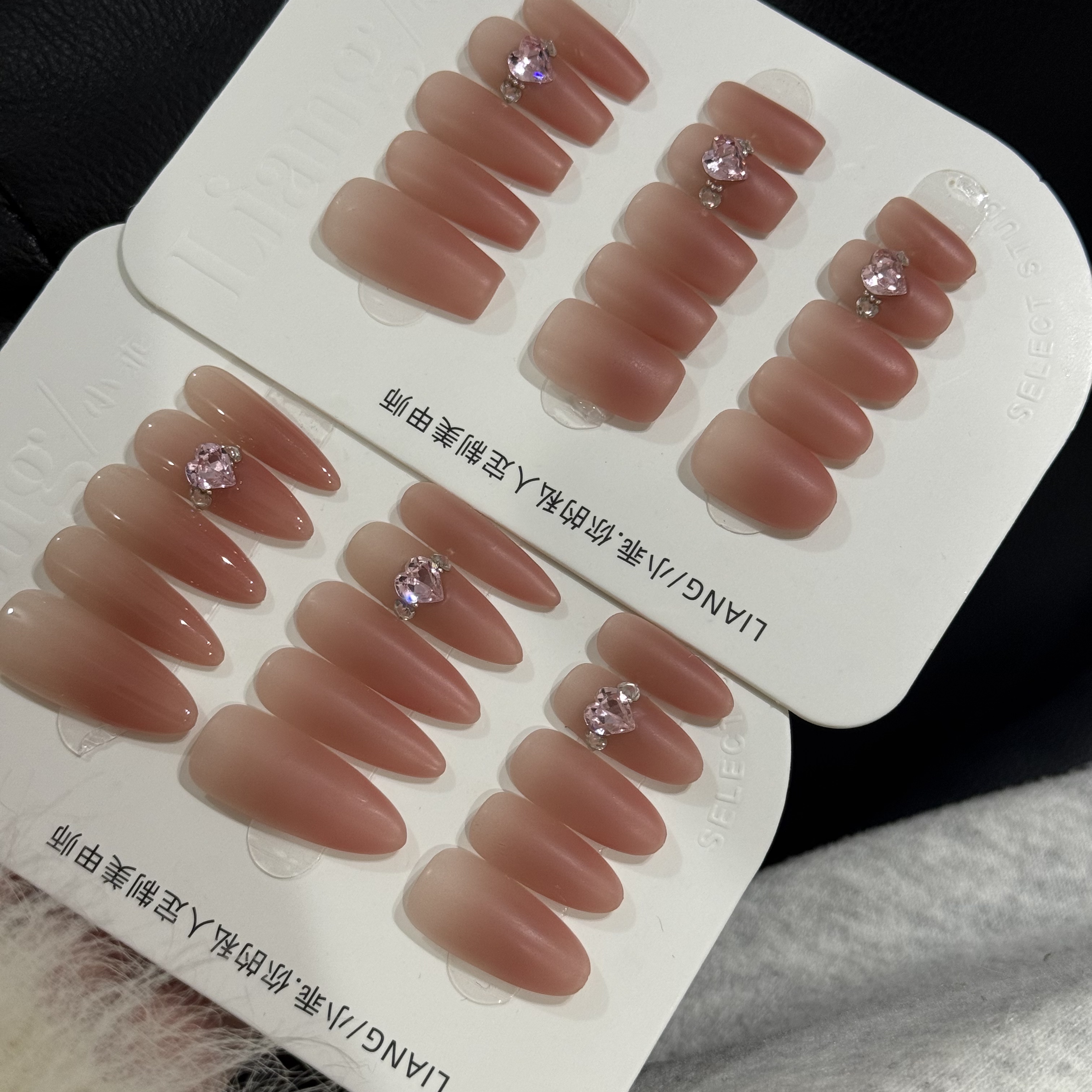  【窈窕淑女】 纯手工 定制 穿戴甲 轻奢美甲显白气质穿戴式