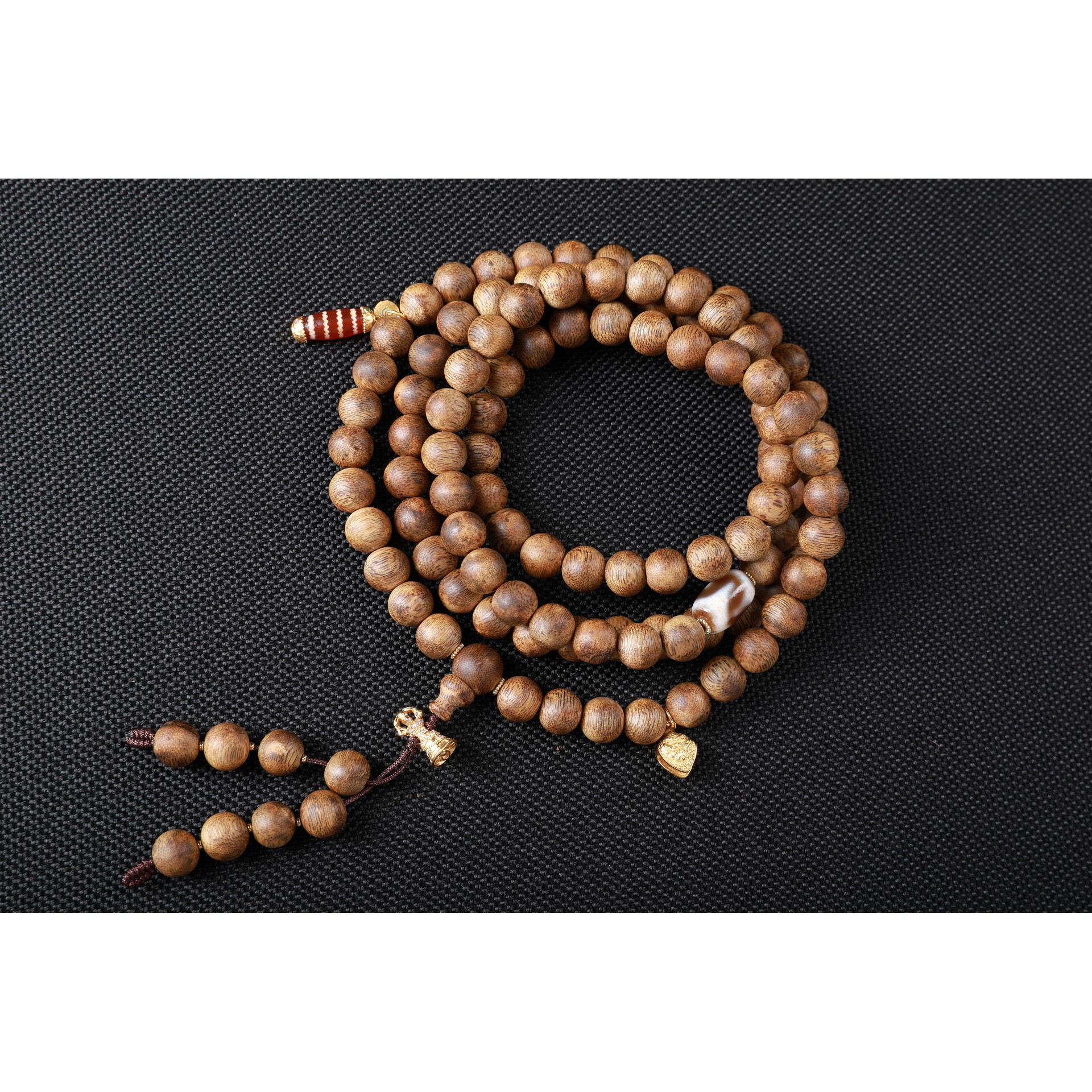 A139 加里曼丹昆殿沉香DIY多圈9mm手串 33.72g