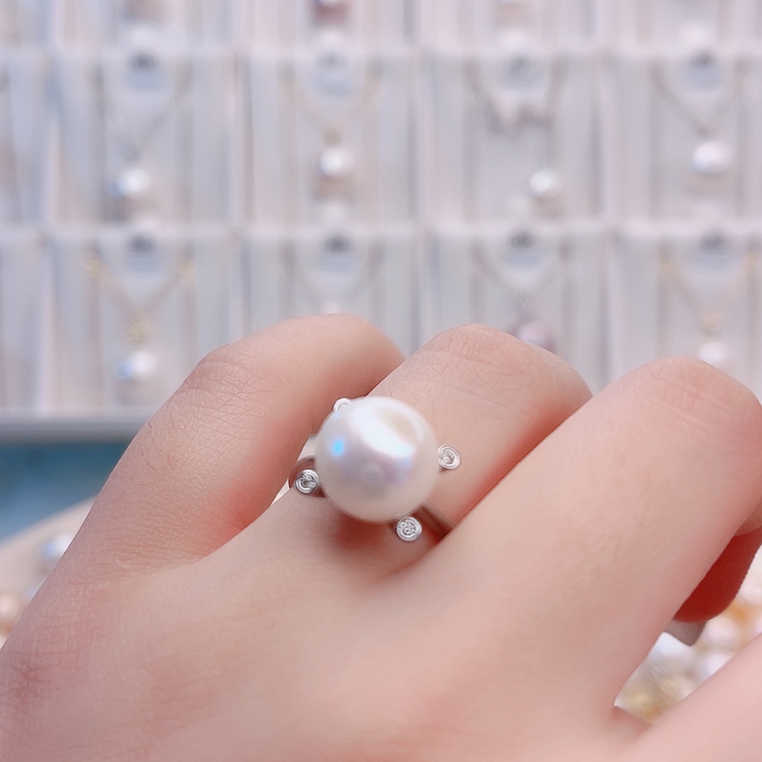 淡水珍珠未镶嵌吊坠(赠链)